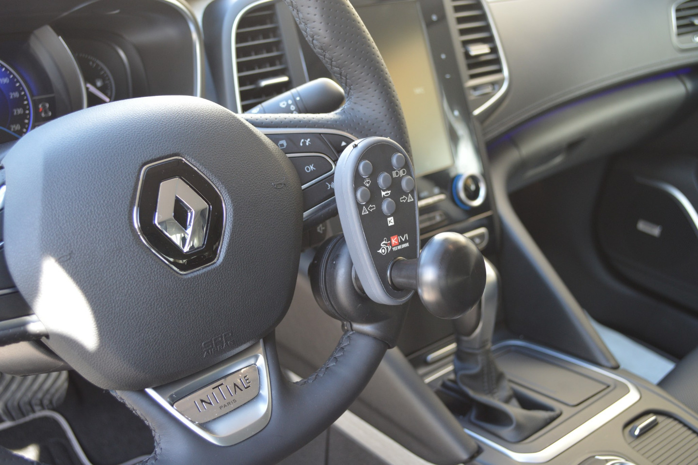 PV3000 - T&eacute;l&eacute;commande&comma; boule multifonctions